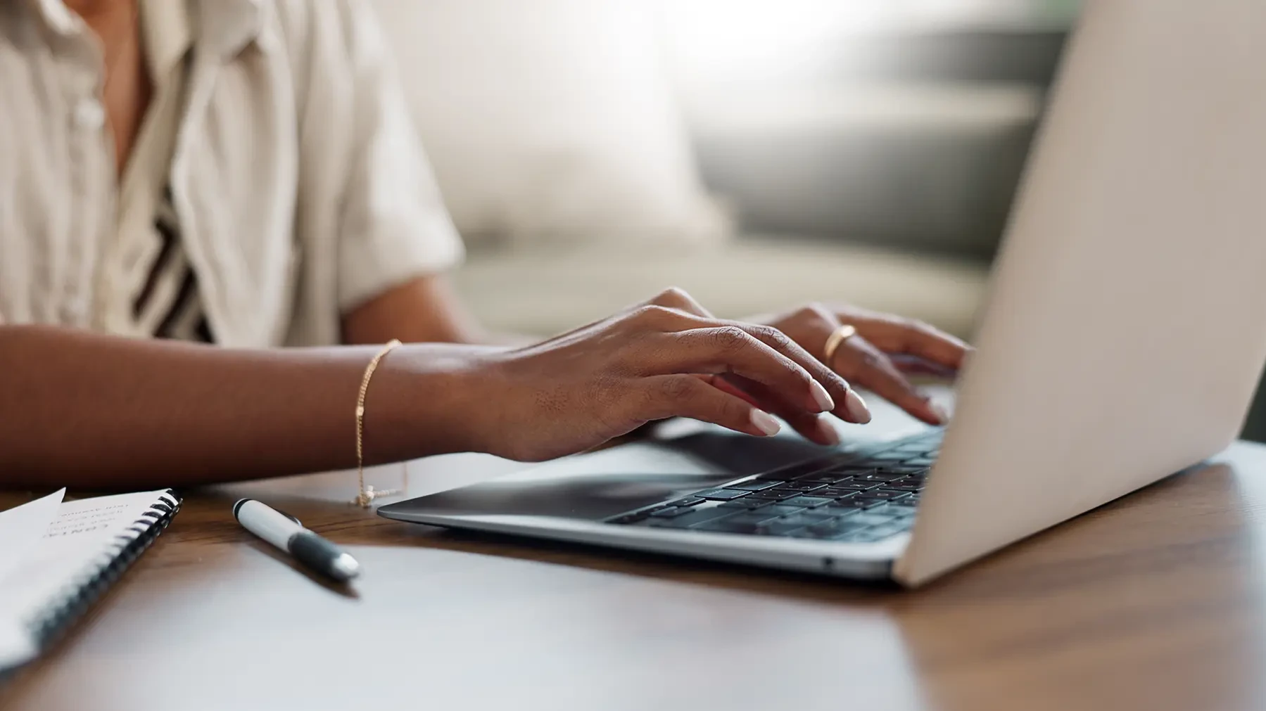 Bewerbungsanschreiben_peopleimages